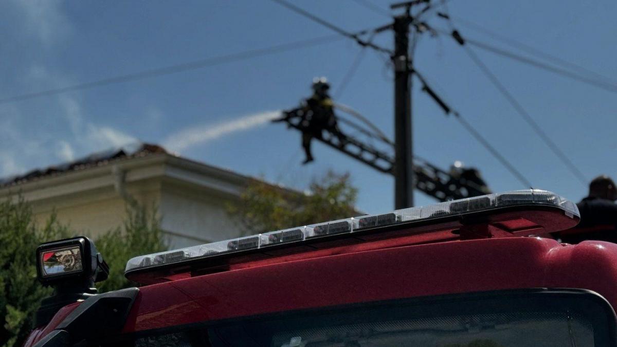 Incendie de structure, villa individuelle