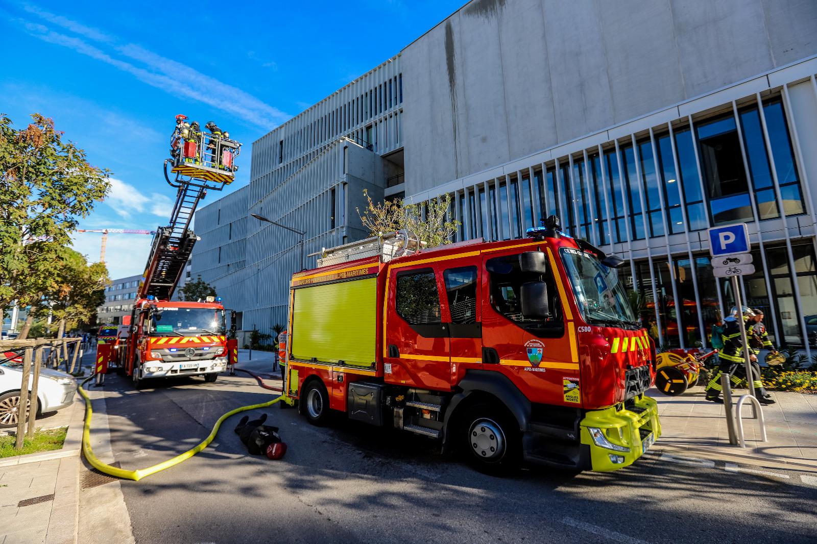 Manoeuvre inter-cis (Pompiers de Nice)